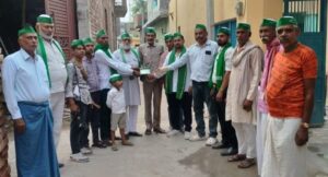 पाकिस्तान से जंग हालत देख हाथरस के पूर्व सैनिक देवेंद्र परमार ने संयुक्त श्रमिक किसान मोर्चा बैनर तले किसानों को जंग को तैयार करने का लिया बीड़ा उठाया अरगना।