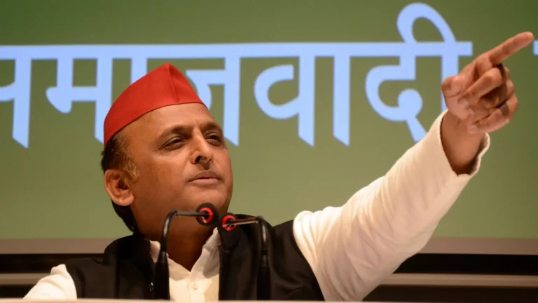 यूपी में समाजवादी कार्यकर्ताओं ने शुरू की “पीडीए पाठशाला”,अखिलेश यादव बोले- ‘हम लोग बच्चों की पढ़ाई रुकने नही देंगे..’